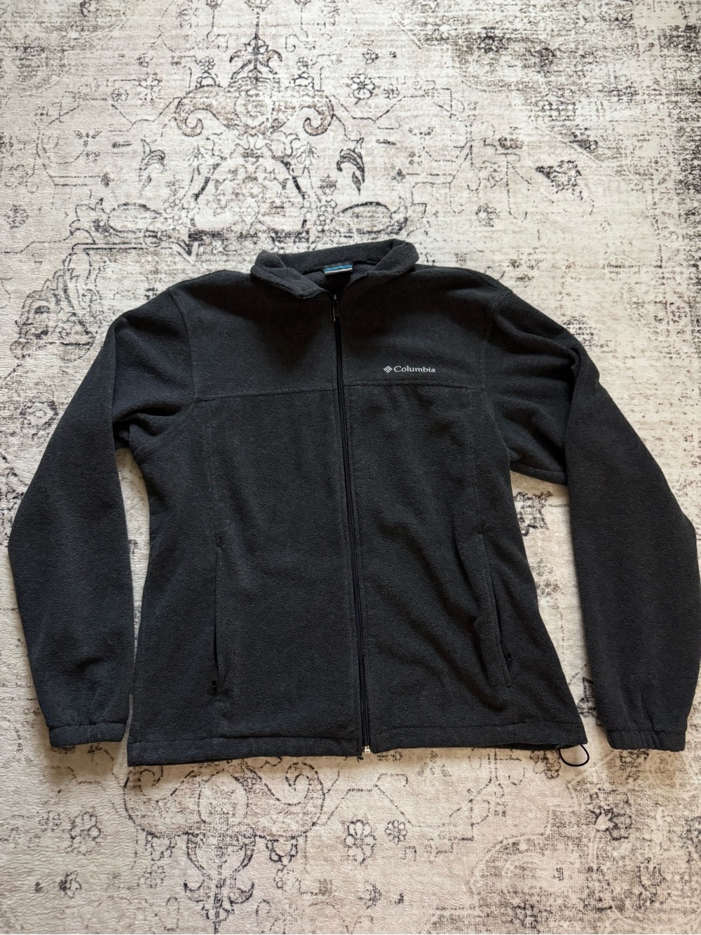 Columbia Women’s Charcoal Grey Fleece Jacket - Classic Zip-Up
